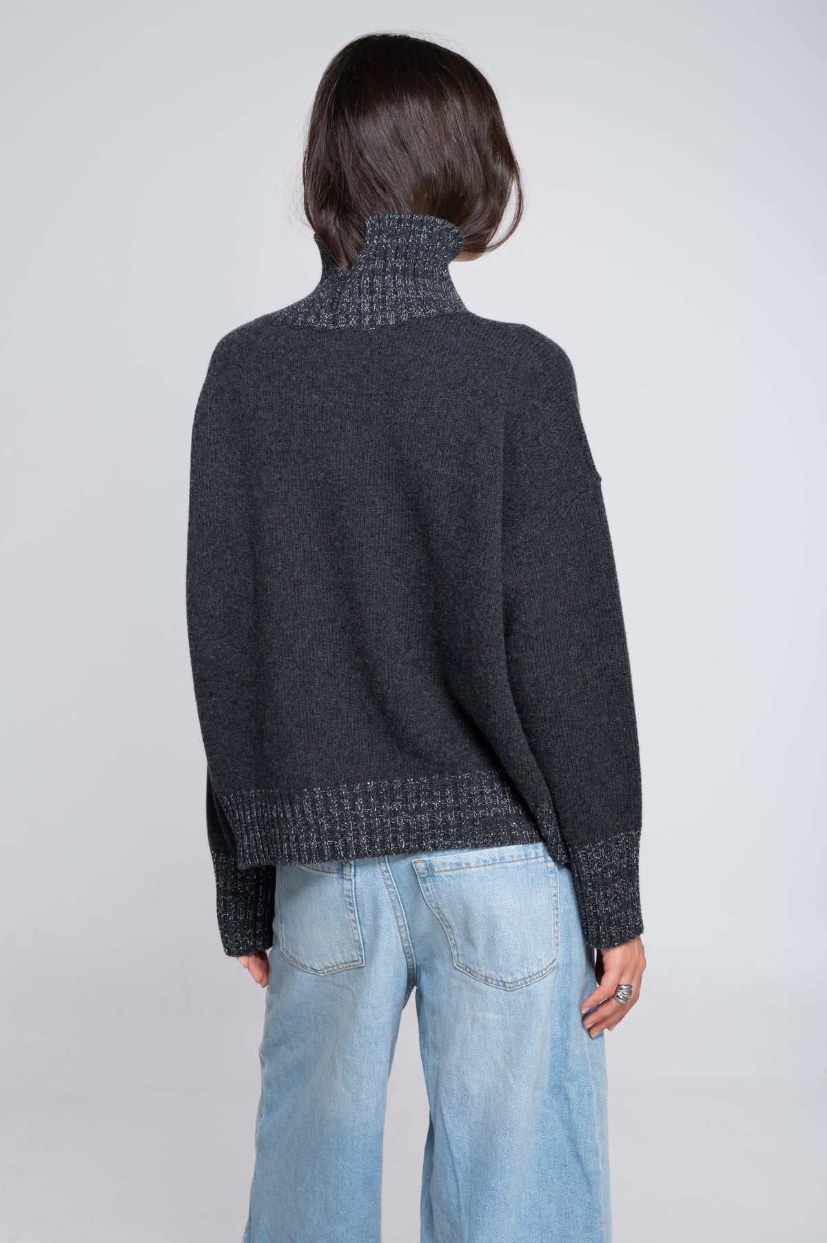 Mock neck pullover in pure carded wool with lurex details 7671L