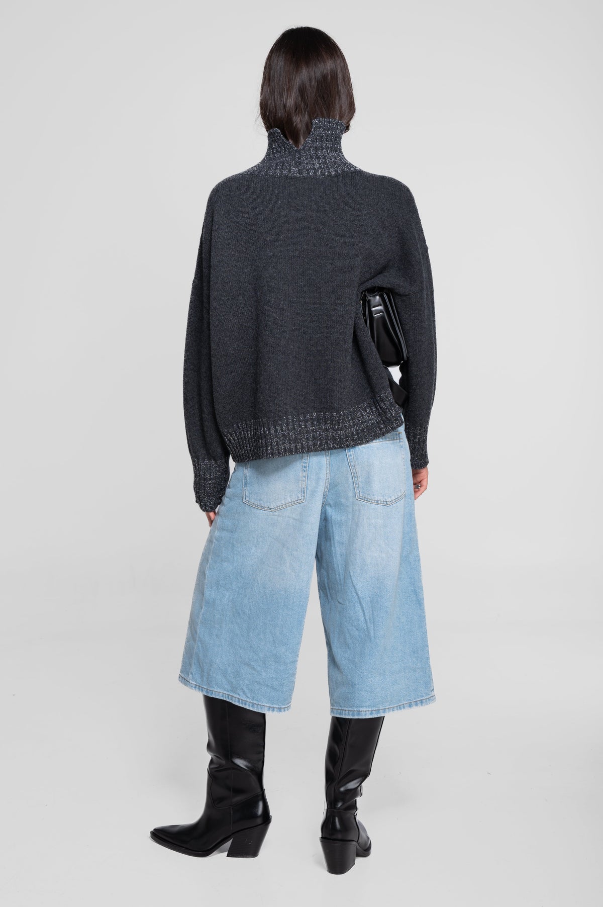 Mock neck pullover in pure carded wool with lurex details 7671L