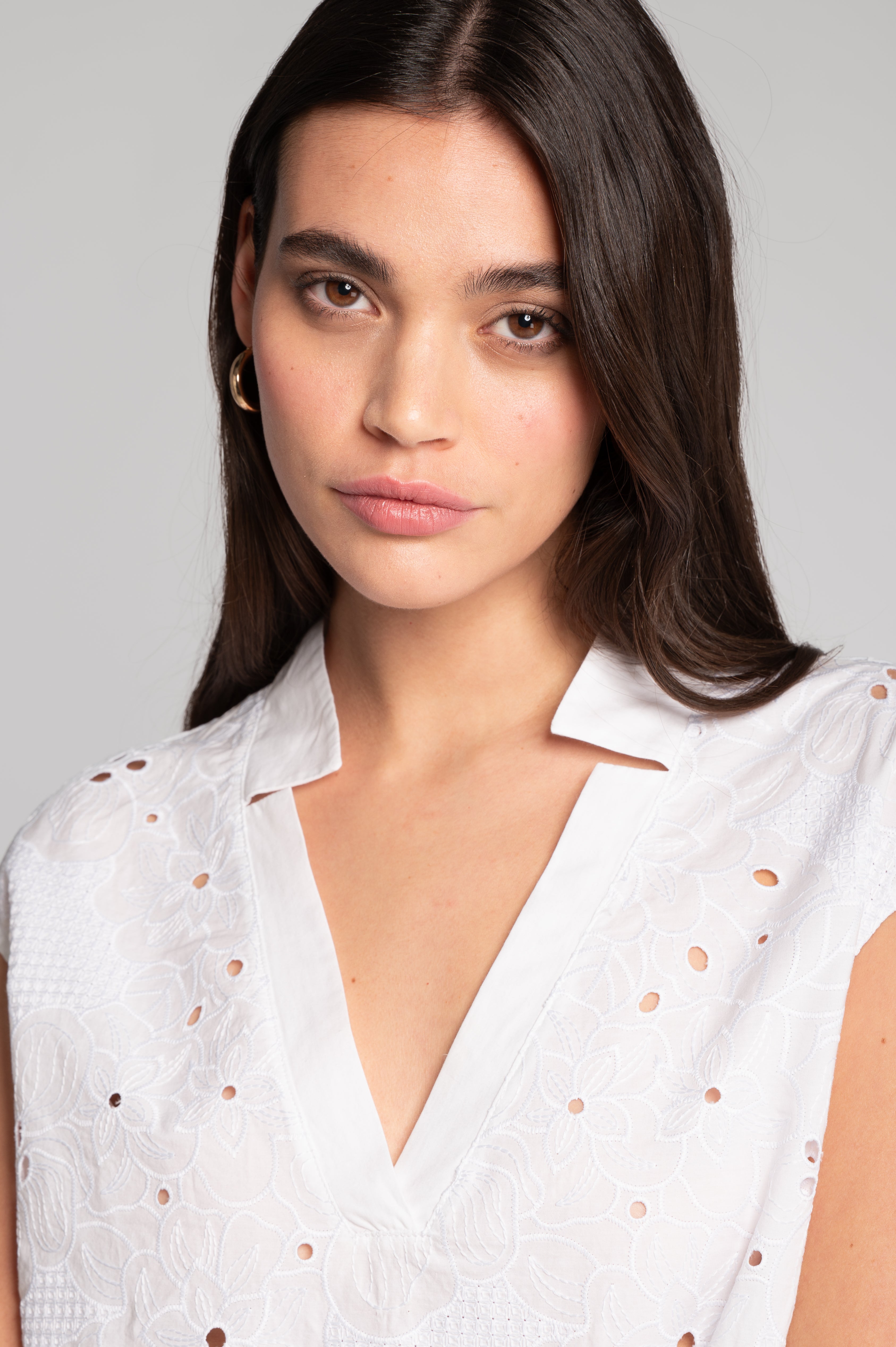 Broderie anglaise flared blouse 7711