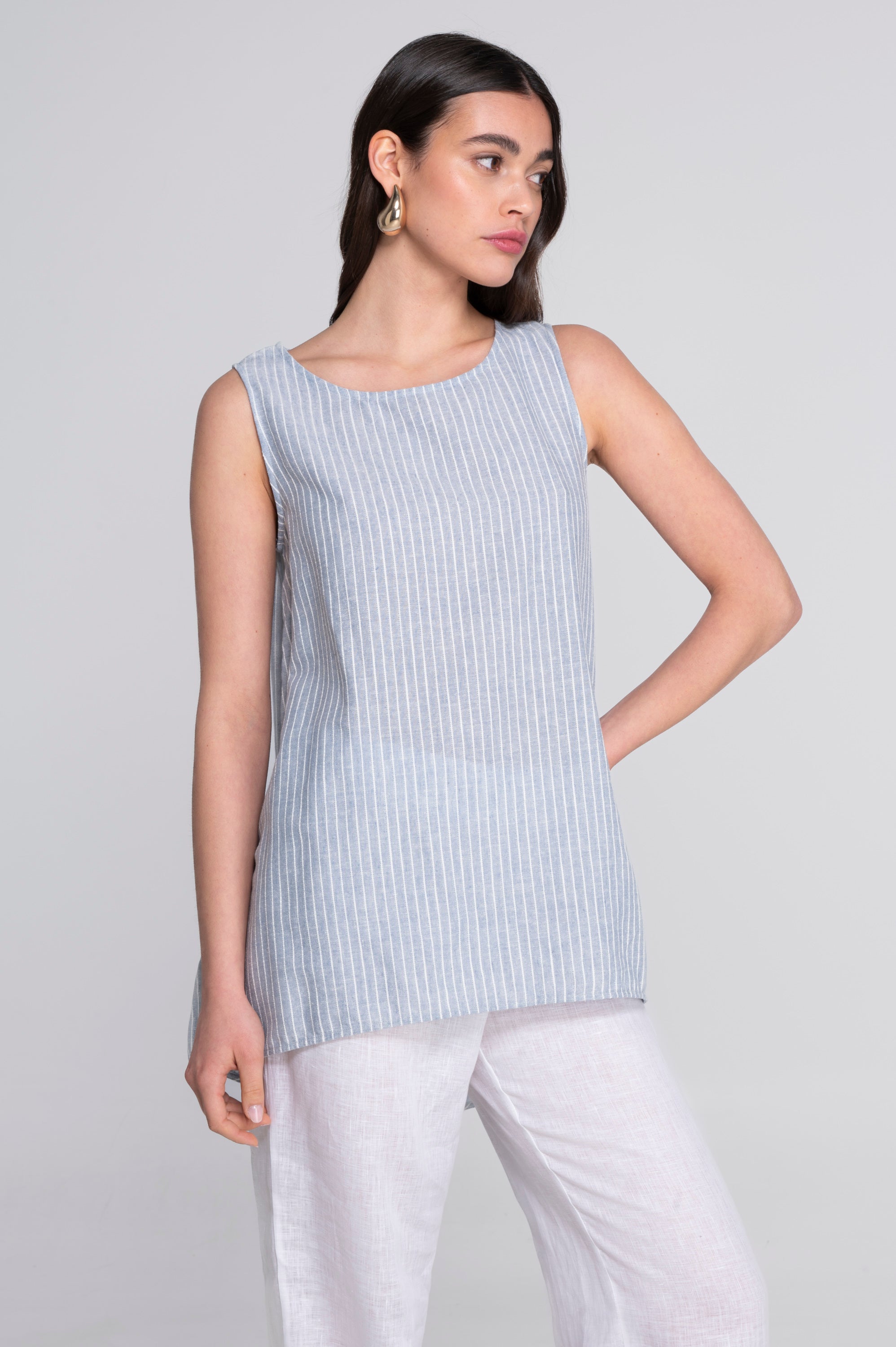 Sleeveless flared striped cotton-linen blouse 7557R
