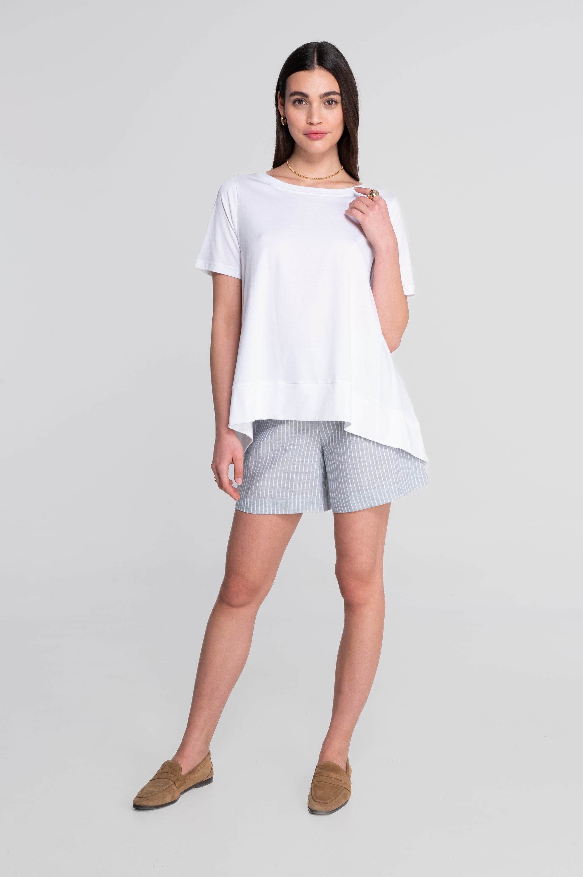 Round neck flared T-shirt in jersey cotton 403