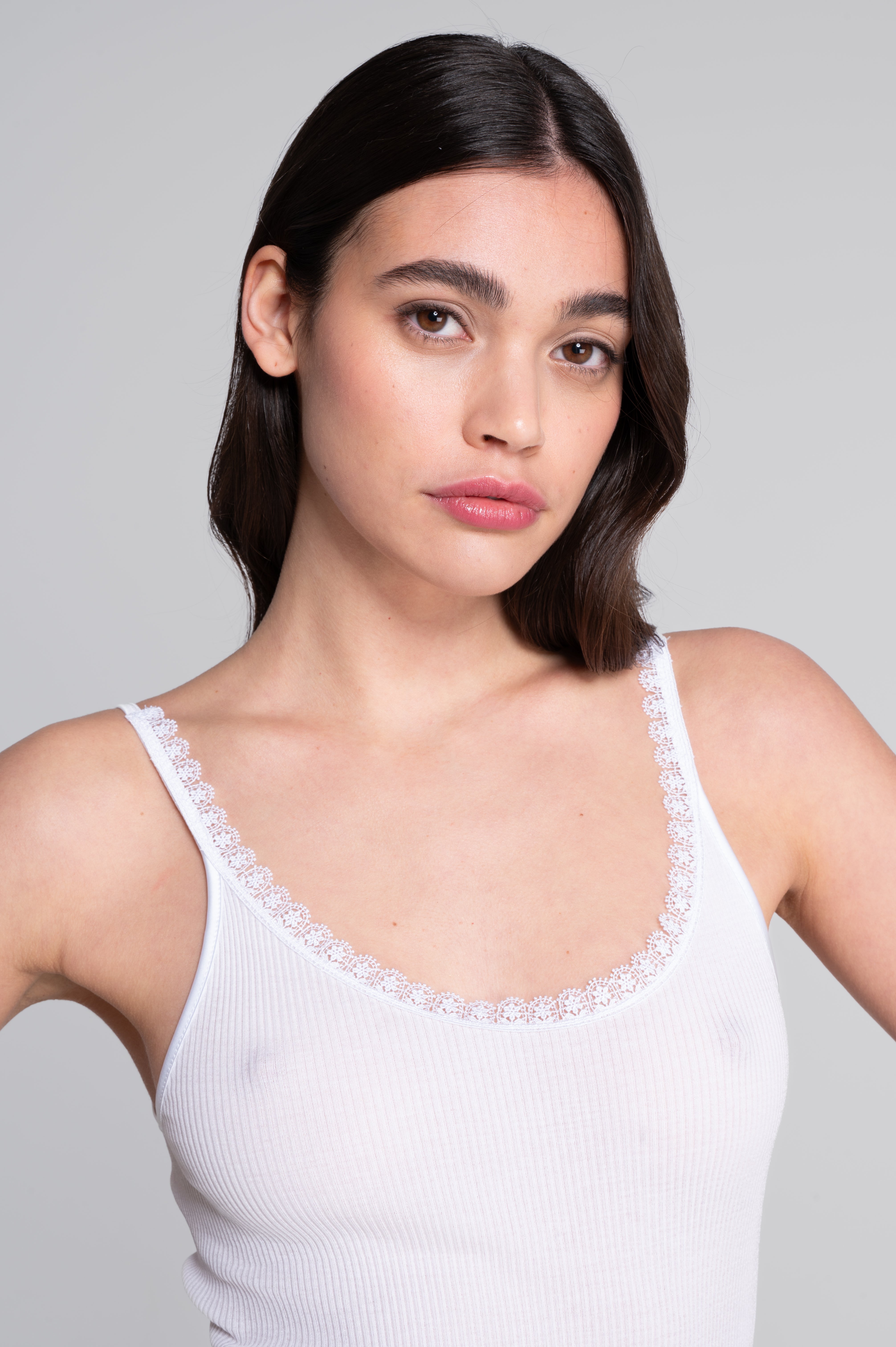 Filoscozia camisole top with macramé trim 7580