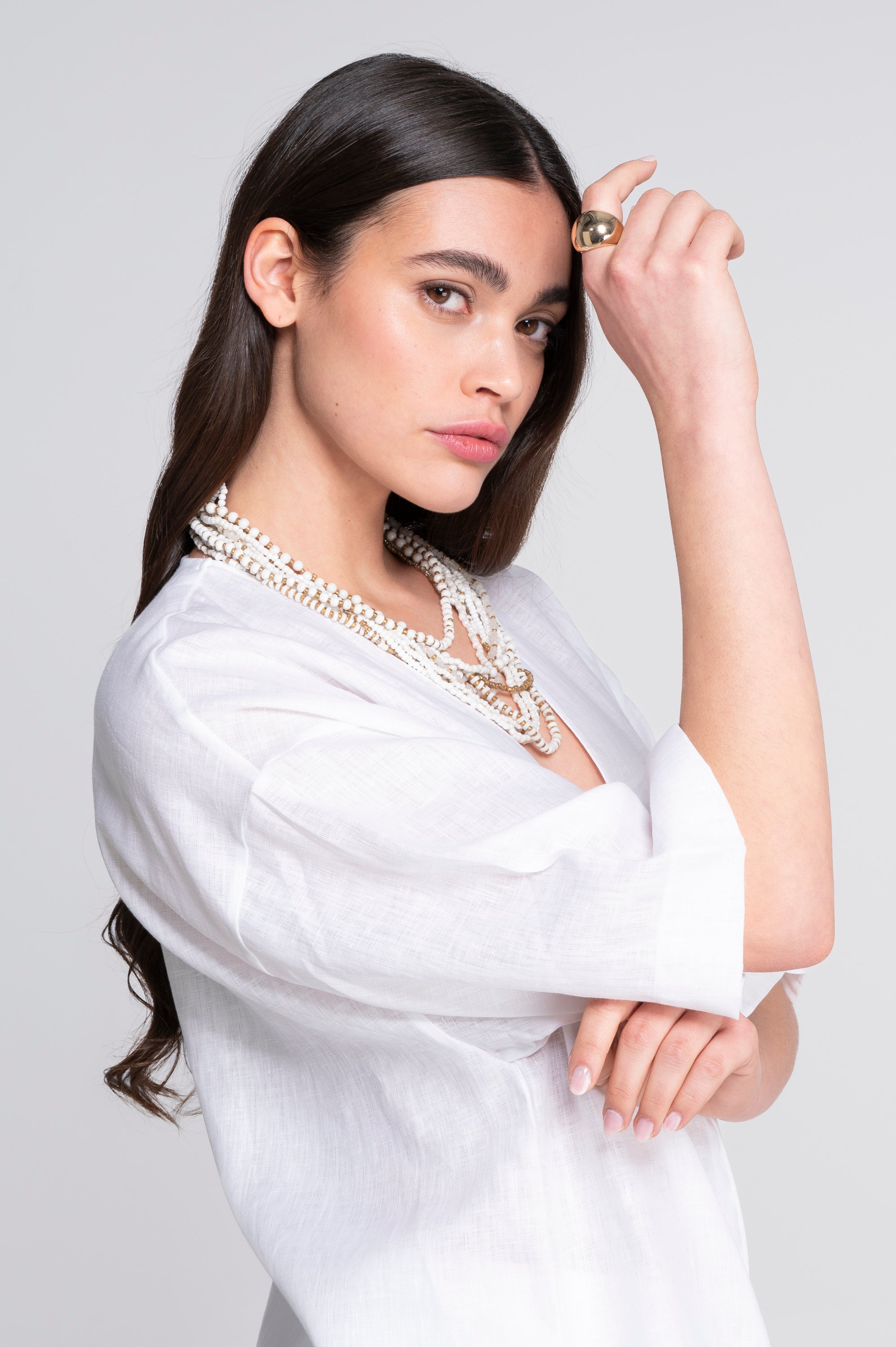 Linen kimono with flared sleeves and side slits 7553L