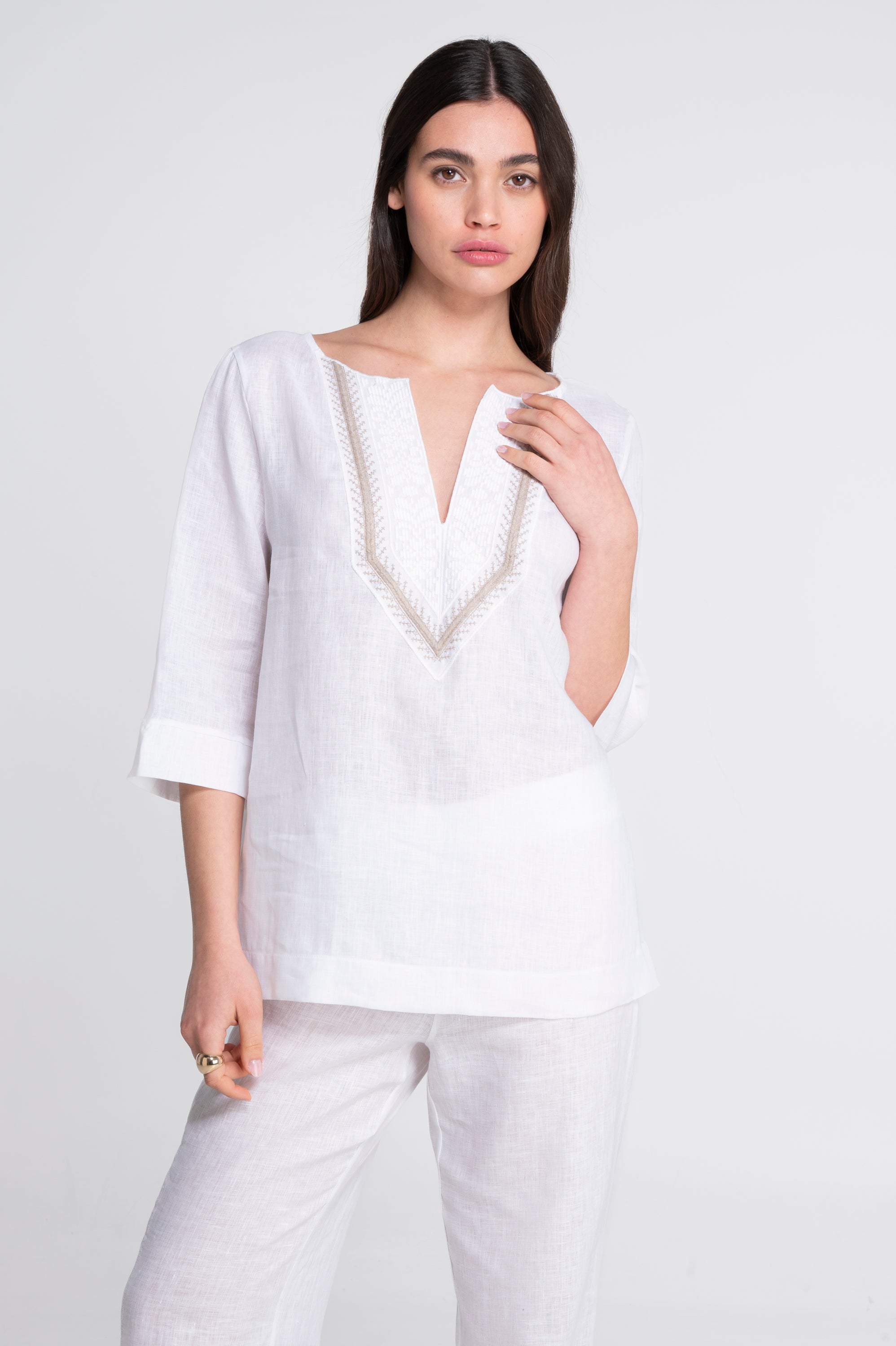Linen blouse with ethnic embroidery 7531