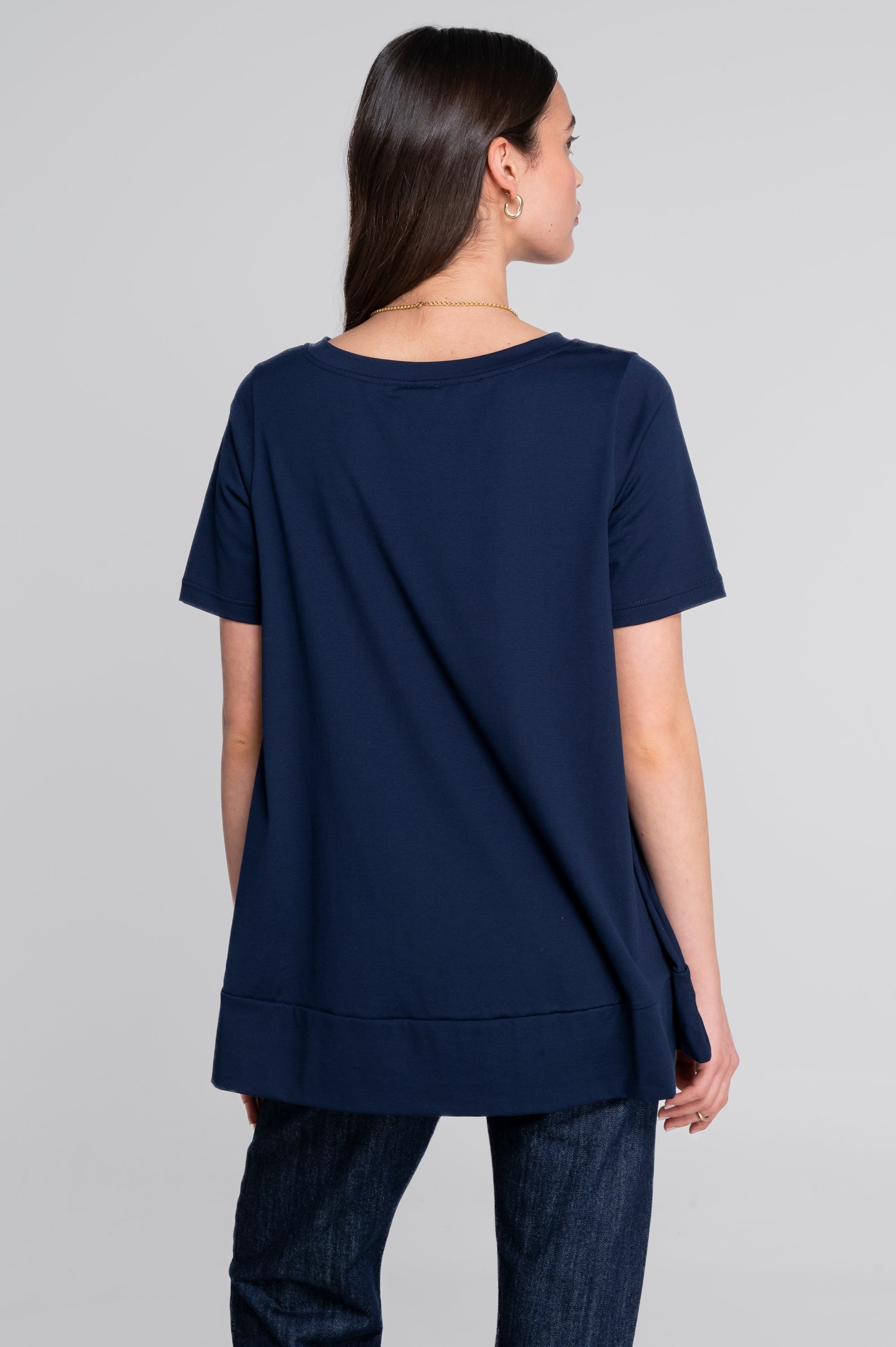 Round neck flared T-shirt in jersey cotton 403