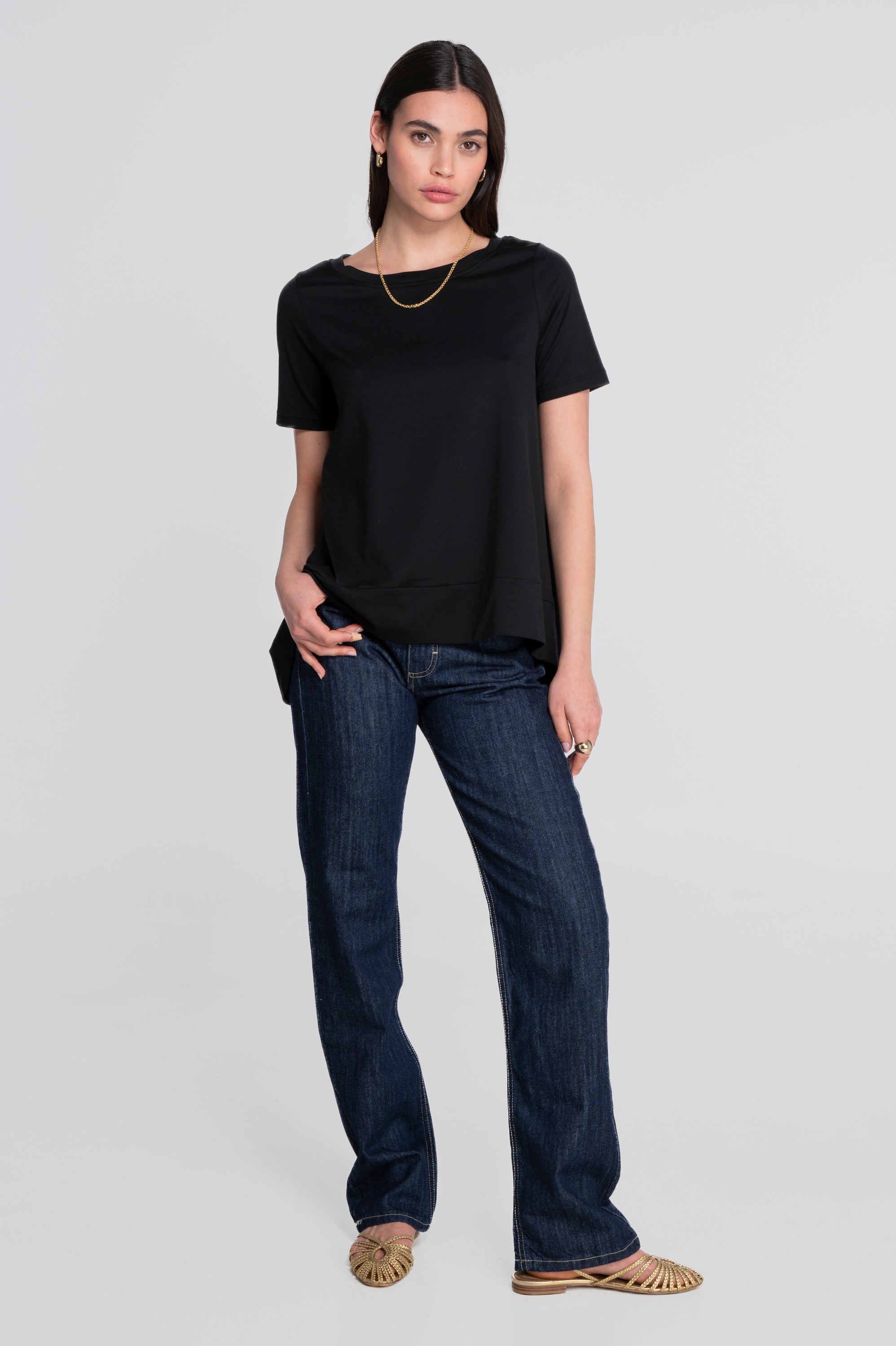 Round neck flared T-shirt in jersey cotton 403