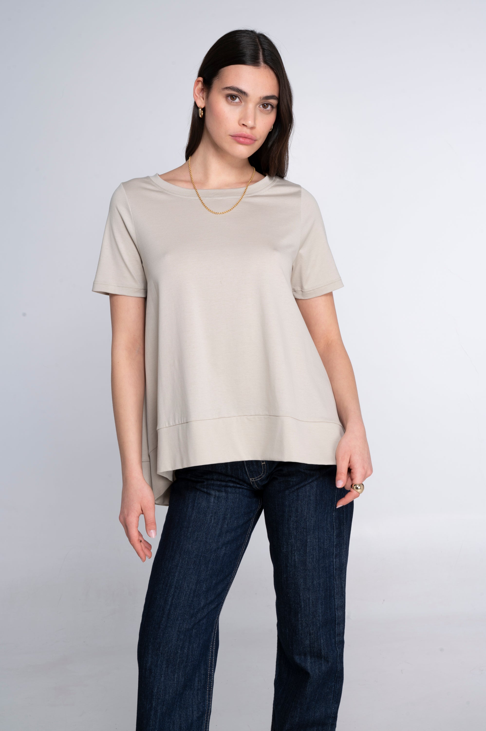 Round neck flared T-shirt in jersey cotton 403