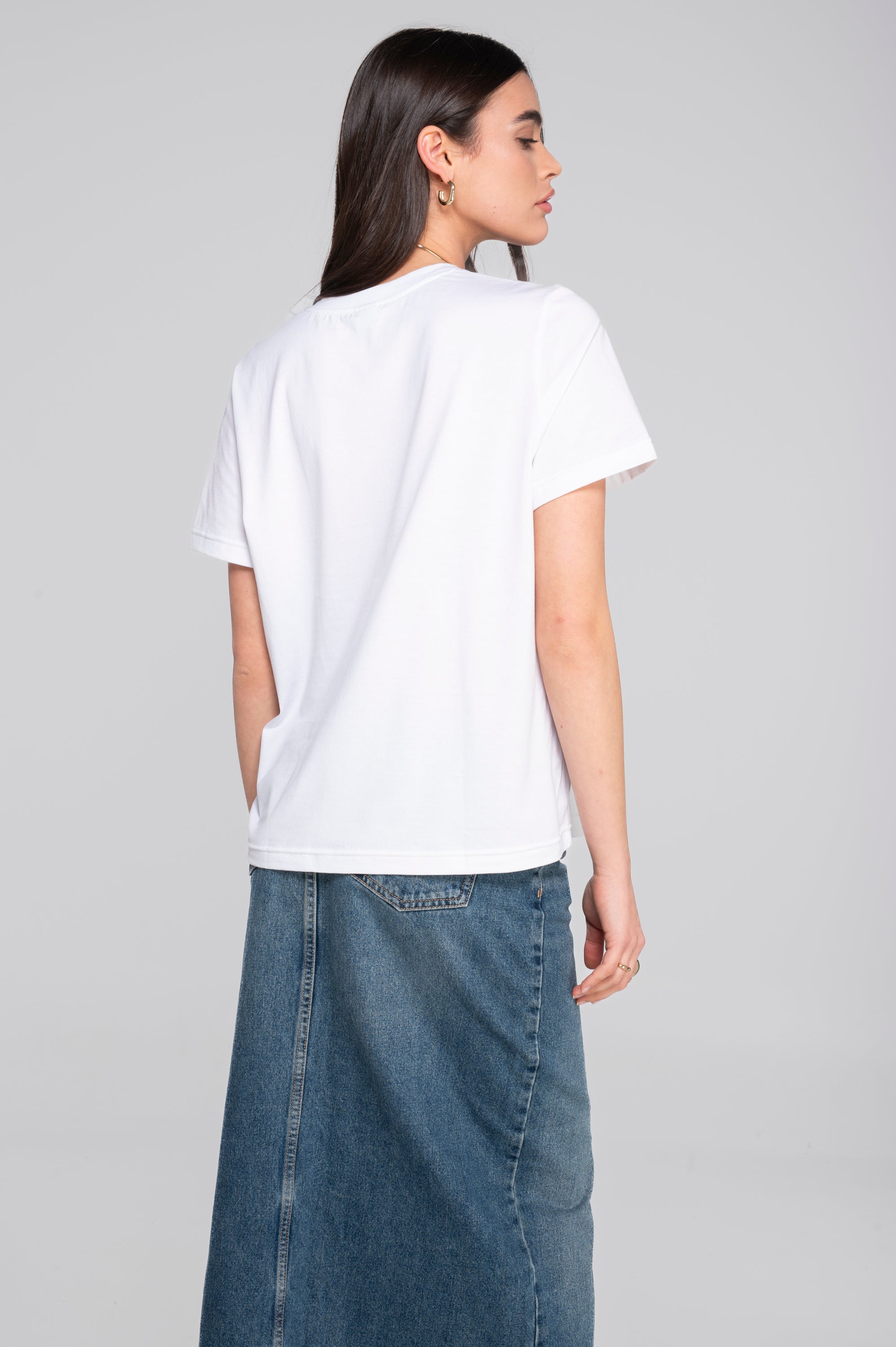 Round neck T-shirt in jersey cotton 409